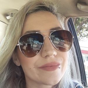 Meet your Posher, Mariam